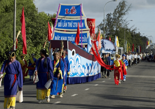 Lễ hội ở Hà Tiên: truyền thống và văn hóa người dân địa phương Miền Tây Đông Nam Bộ